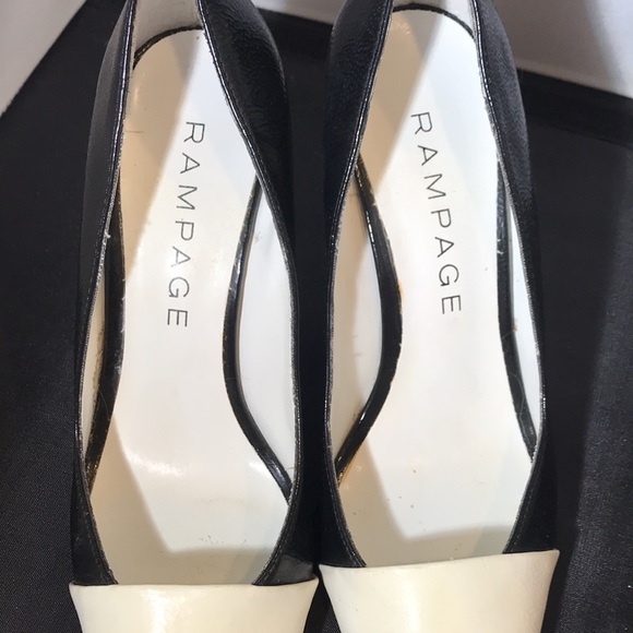 Black & white peep toe heels. Size 6 1/2. - Picture 5 of 6